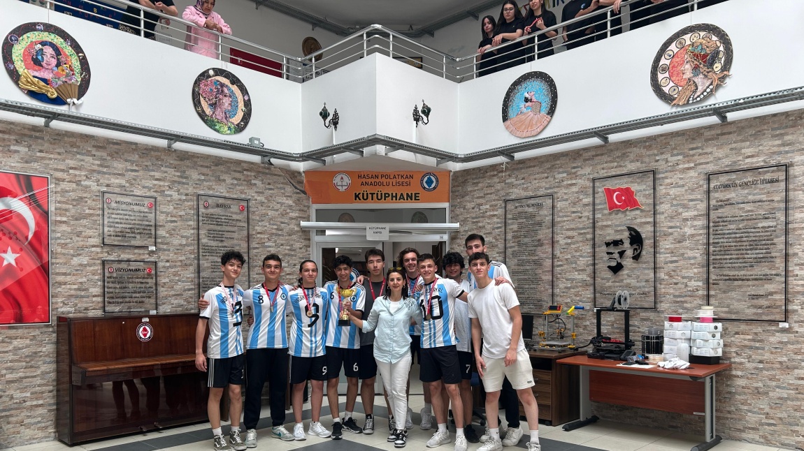 Bakırköy İlçesi Erkek Voleybol Birincisi Olduk